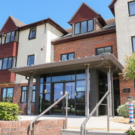 Flat 33 - Marine Court Villa ลิตเติลแฮมป์ตัน ภายนอก รูปภาพ