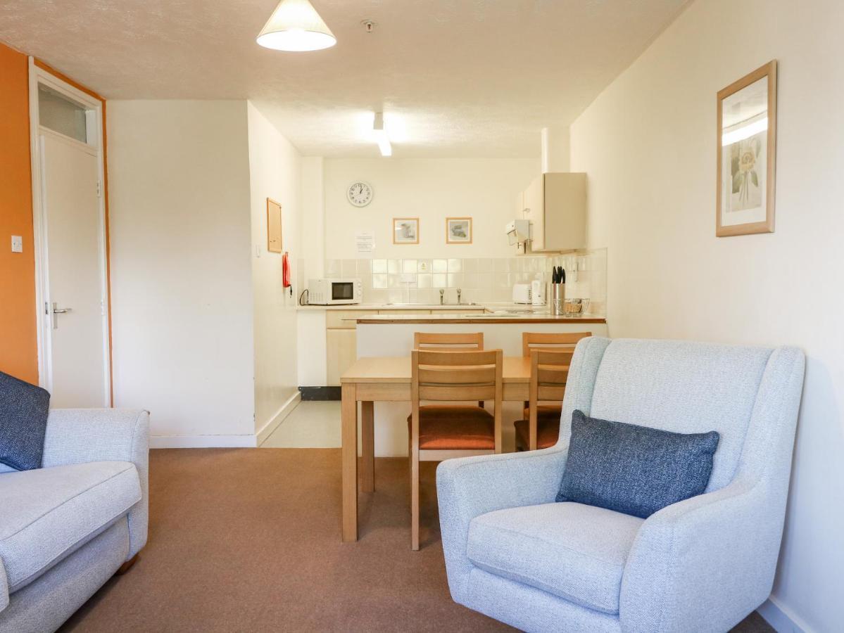 Flat 33 - Marine Court Villa ลิตเติลแฮมป์ตัน ภายนอก รูปภาพ