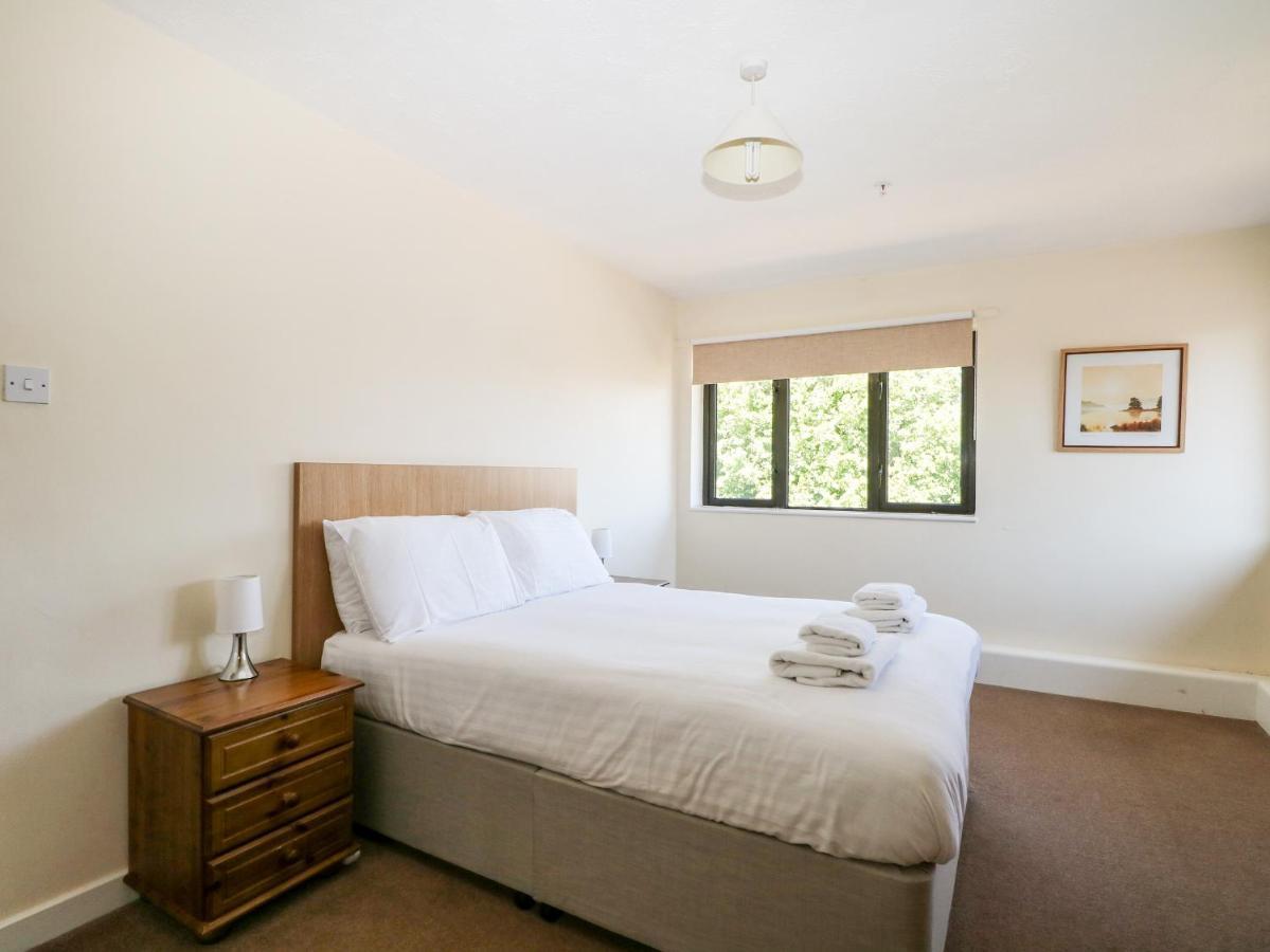 Flat 33 - Marine Court Villa ลิตเติลแฮมป์ตัน ภายนอก รูปภาพ